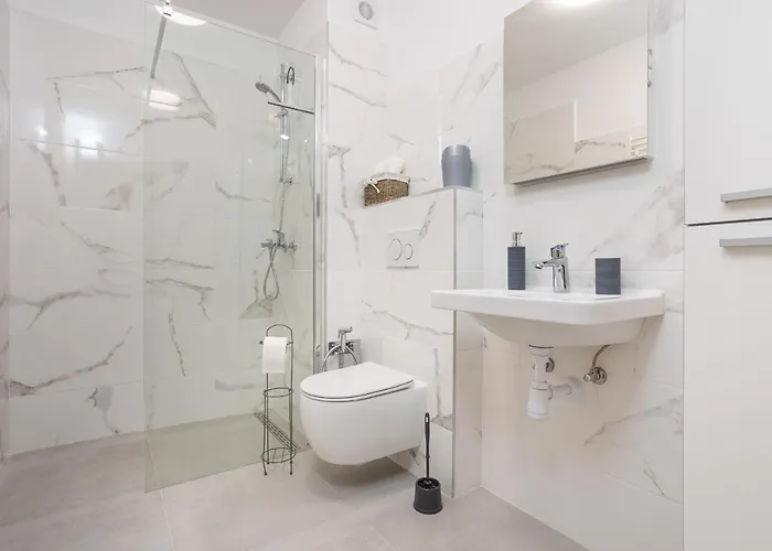 Marina Apartament *